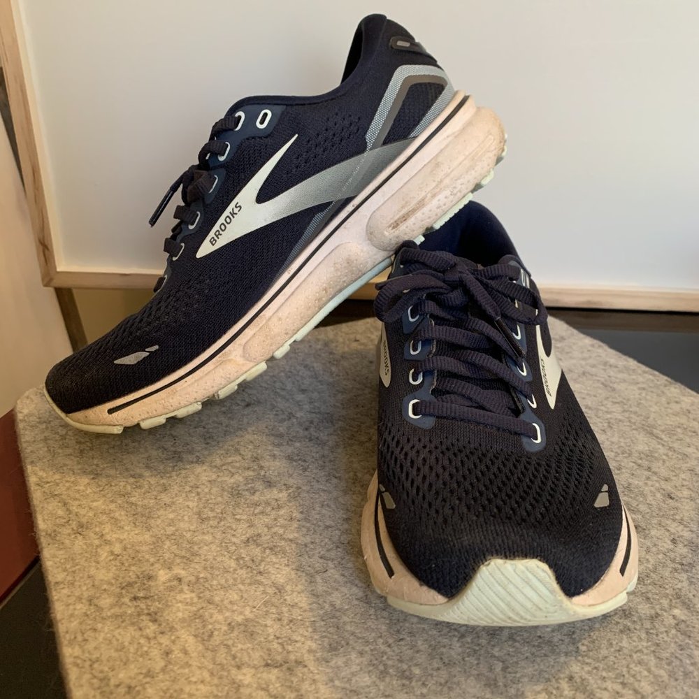 Brooks GHOST 15 Road Running Athletic Shoes, Peacoat Pearl Salt Air Pale Blue, 7